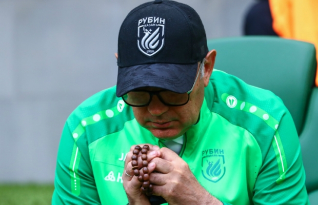 Курбан Бердыев покинул пост главного тренера "Рубина", но в "Ростове" его не ждут